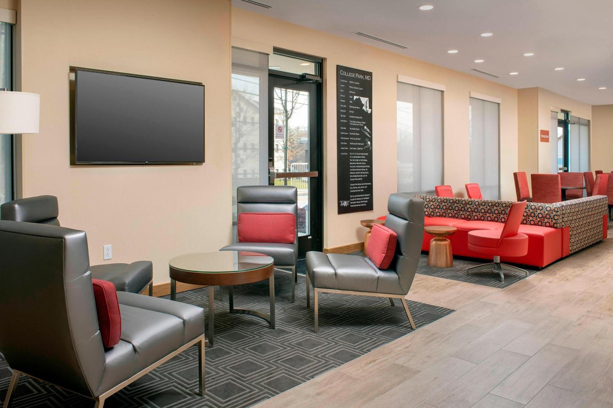 Towneplace Suites By Marriott College Park Exterior foto